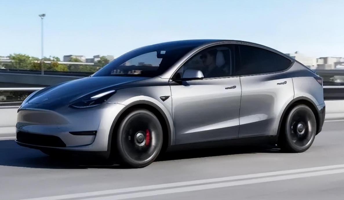 马斯克:特斯拉Model Y标准版续航提升至320英里