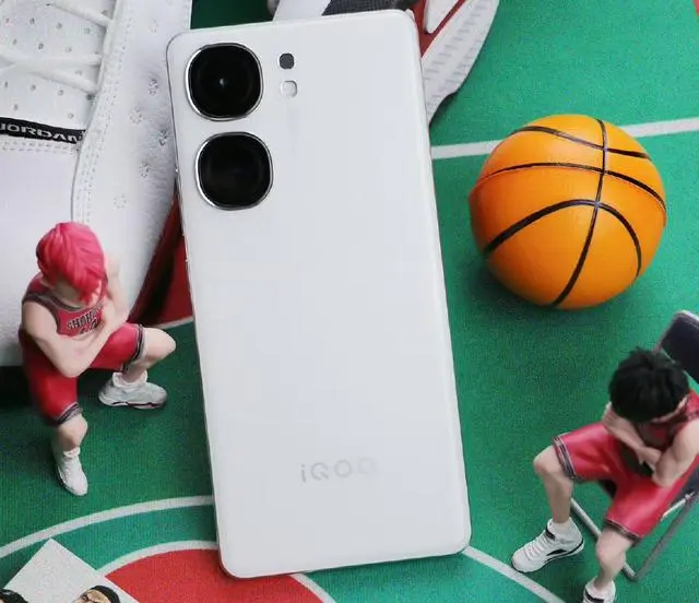 iQOO neo9s pro值得买吗?iQOO neo9s pro体验评测