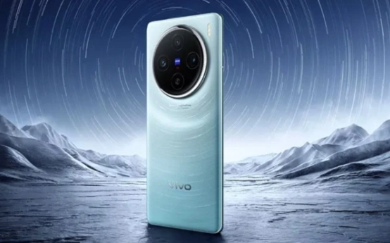 vivo X200系列屏幕细节曝光:提供小直屏+等深微曲屏 全系边框控制都不错